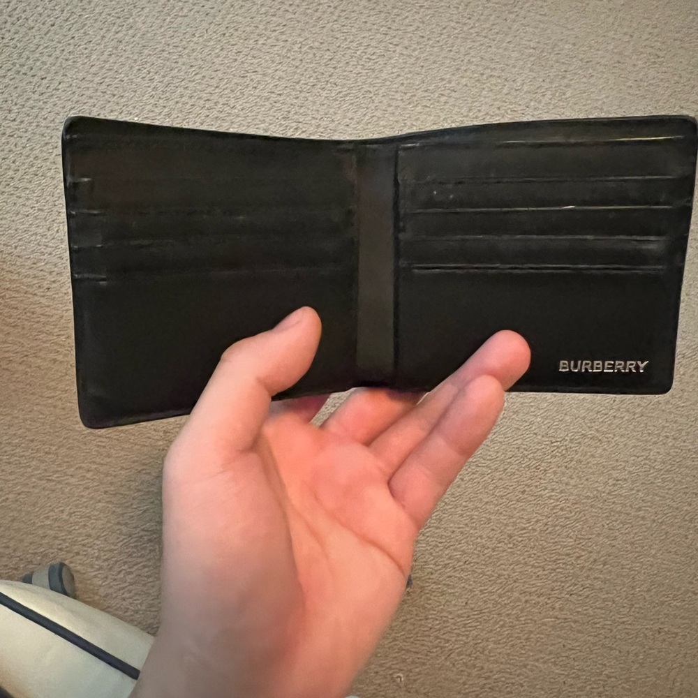 Burberry wallet